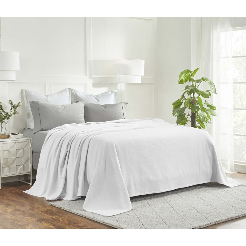 Full/Queen White Cotton Chevron Woven Blanket