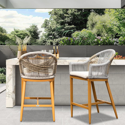 Tabourets de bar de 2 pour les moments de loisirs en plein air - hauteur de comptoir avec accoudoirs et corde de coussin, aluminium convenant au jardin, à la piscine, au thème de la corde, corde moderne 2, coussin, aluminium et patio, cuisine, kaki