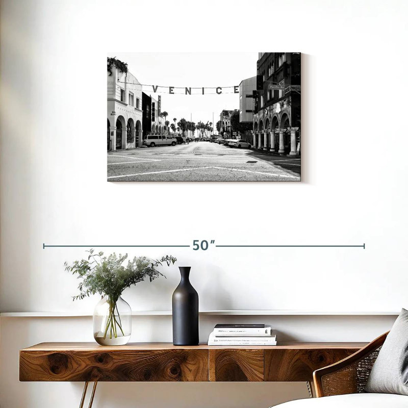 Nicci Black California - Venice Pacific Avenue, H 20 po x l 30 po