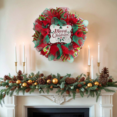 Couronne de Noël artificielle de 45 cm (18 po) pour porte d'entrée, décoration intérieure et extérieure.