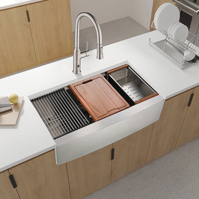 Farmhouse Apron Single Bowl Stainless Steel Sink With Integrated Workstation