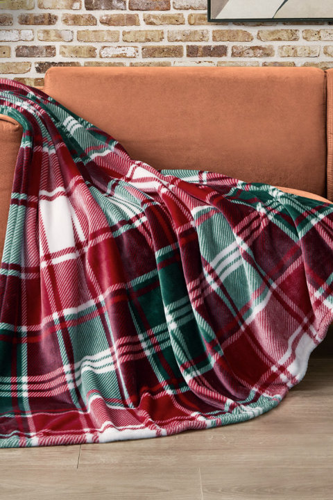 Winter Plaid Throw Blanket