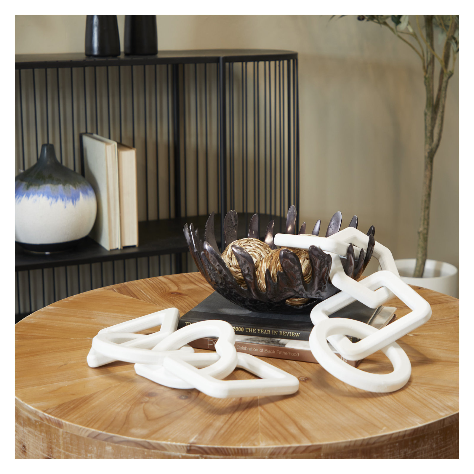 Allegra Sculpture, White