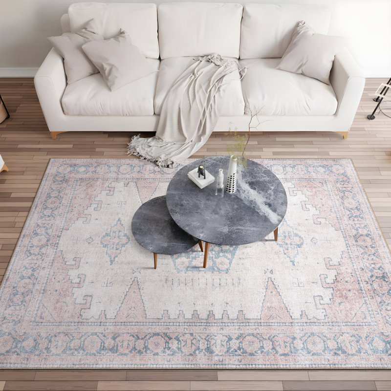 Tapis beige antidérapant Labarbera, Rectangle 7 pi 7 po x 9 pi 6 po