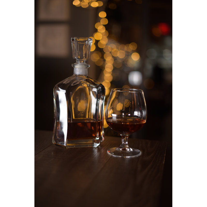 Capitol 23.75 oz. Whiskey Decanter (1 piece)