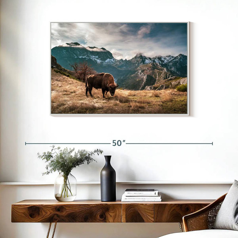 Paysage de montagne de bisons, Cadre flottant blanc, 37 po x 25 po