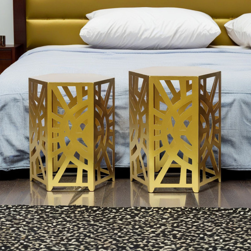 Ensemble de 2 tables de bout Terhune, Doré