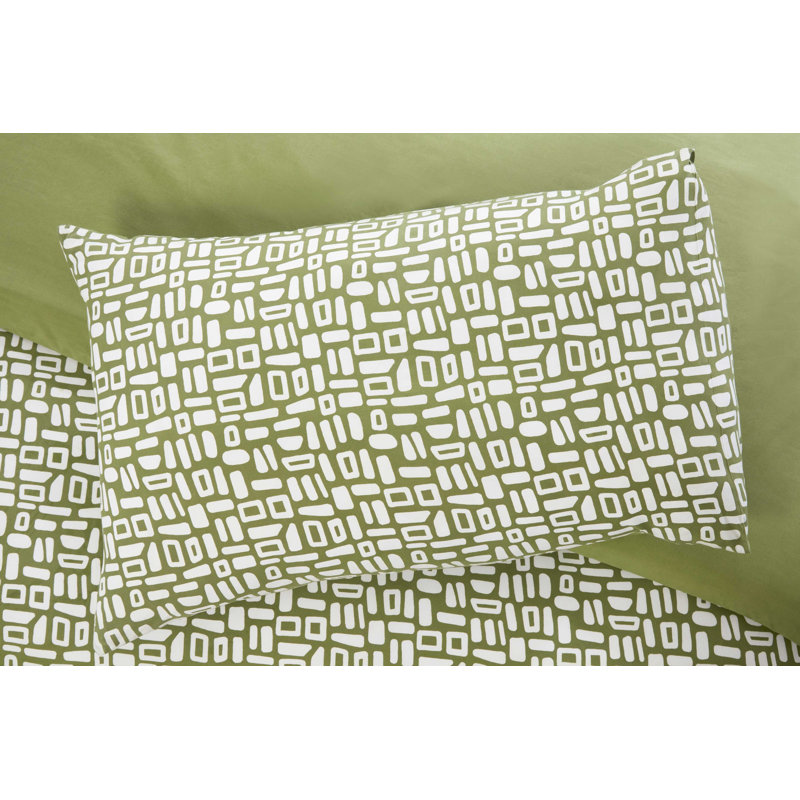 Kasie Polyester Geometric Shapes Bedding with Pillowcases, Green, Double - 2 Standard Pillowcases