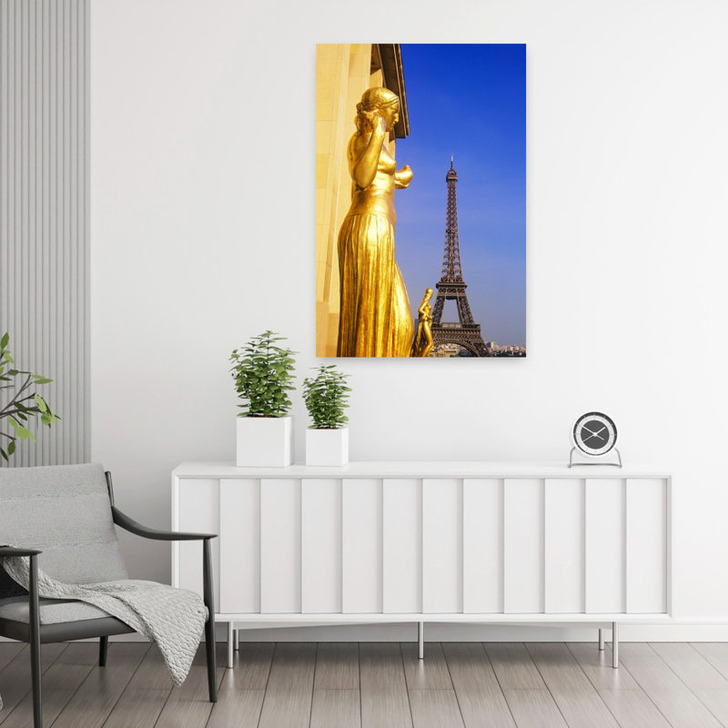 Eiffel Tower And Golden Statues At Quartier Du Trocadero, Paris, France Contemporary Architecture Wall Art, H 36 po x l 24 po