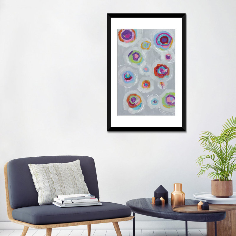 Folâtre i, reproduction d’art sur toile tendue, Papier d'art encadré noir, Blanc, H 24 po x l 16 po x P 1 po