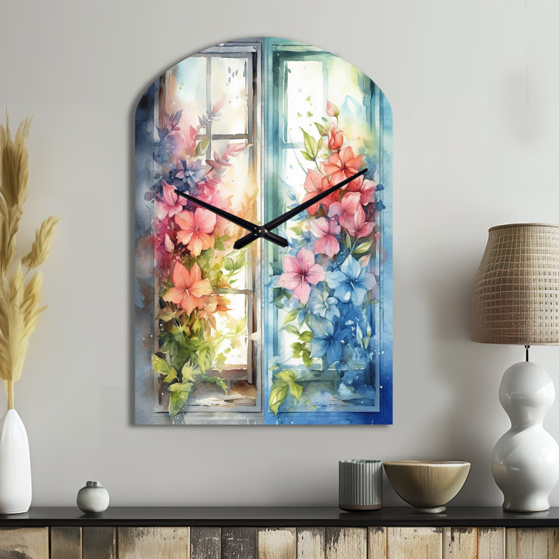«Window Of Floral Blooms I» - Horloge murale asymétrique, Moyenne