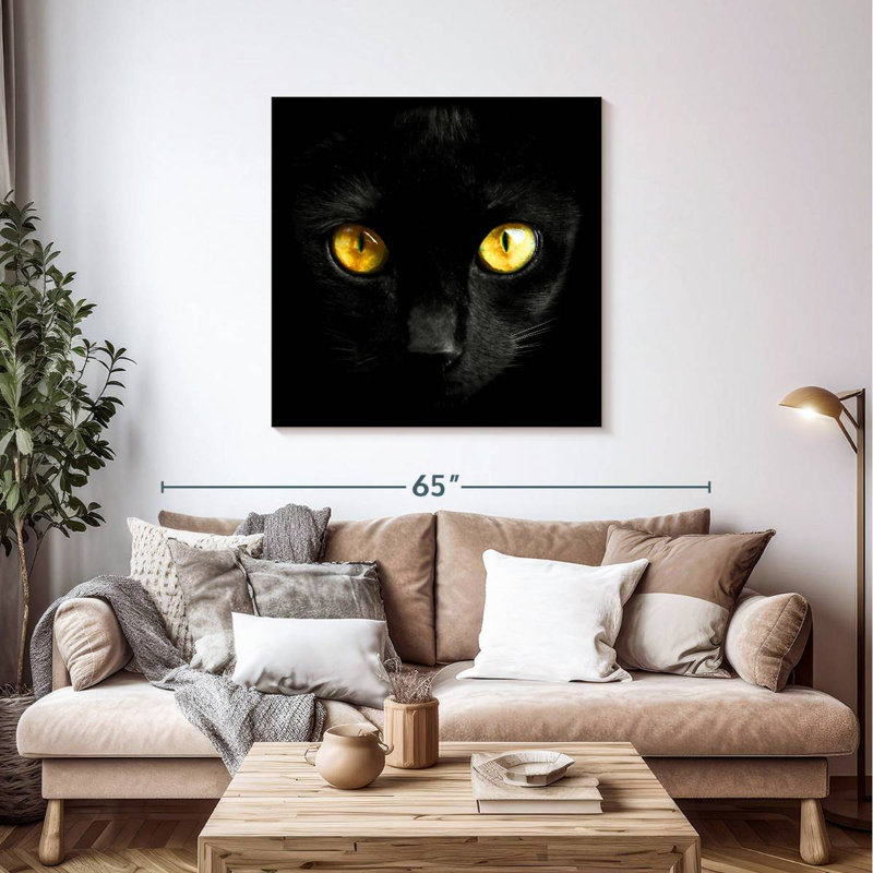Chat noir aux yeux jaunes Brampt, H 39 po x l 39 po