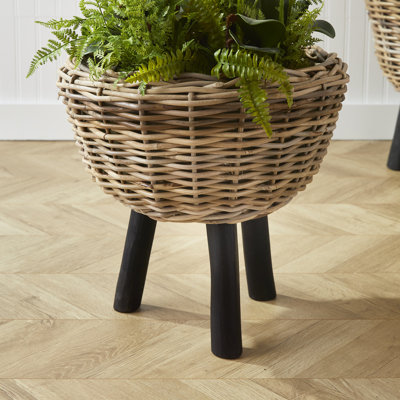 Melksham Plant Stand