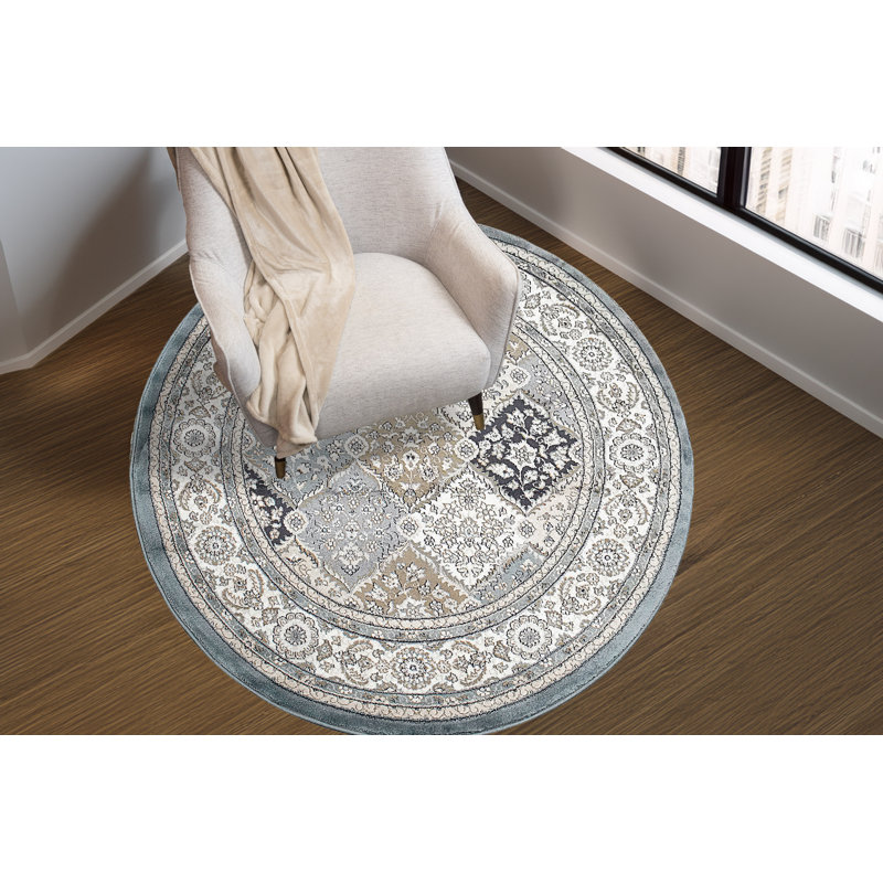 Mishawaka Oriental Indoor Rug, Round 5'3"