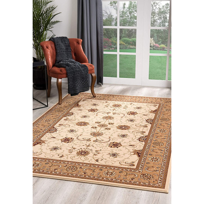 Tapis oriental crème Valerie, Rectangle 7 pi x 9 pi