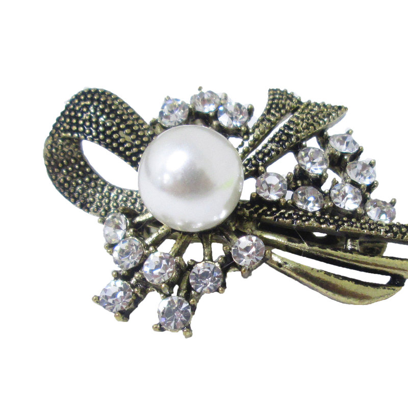 Broche Faringdon