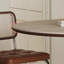 Petite table ronde en dalle de roche de style rétro-106853418