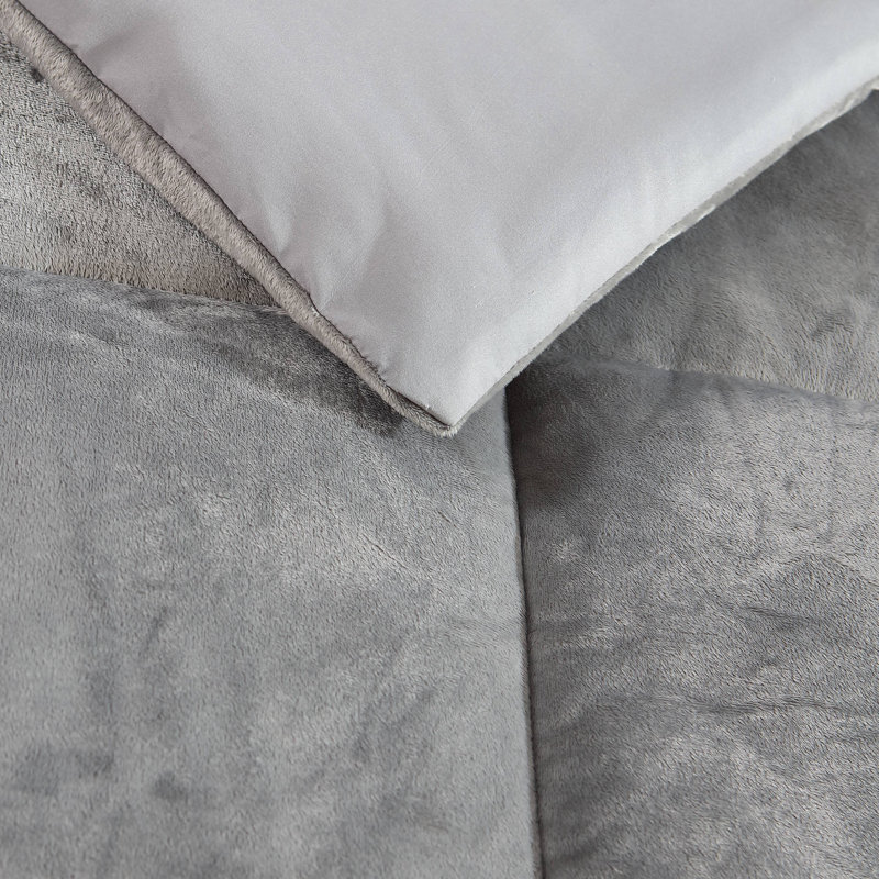 Nautica Bristol Solid Micormink Textured Comforter Set, Extra-long Twin, Gray