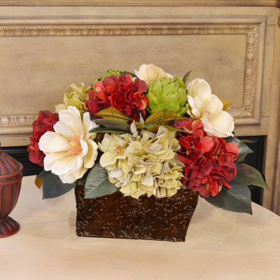 Arrangement in Planter