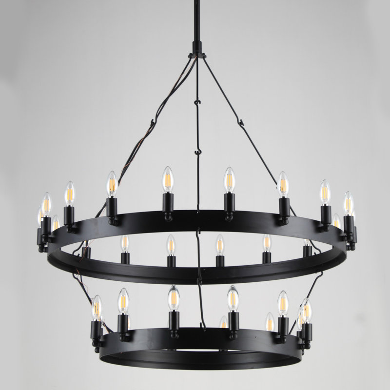 Lustre de roue de wagon de style bougie à 30 lumières avec accents en fer forgé Quercia