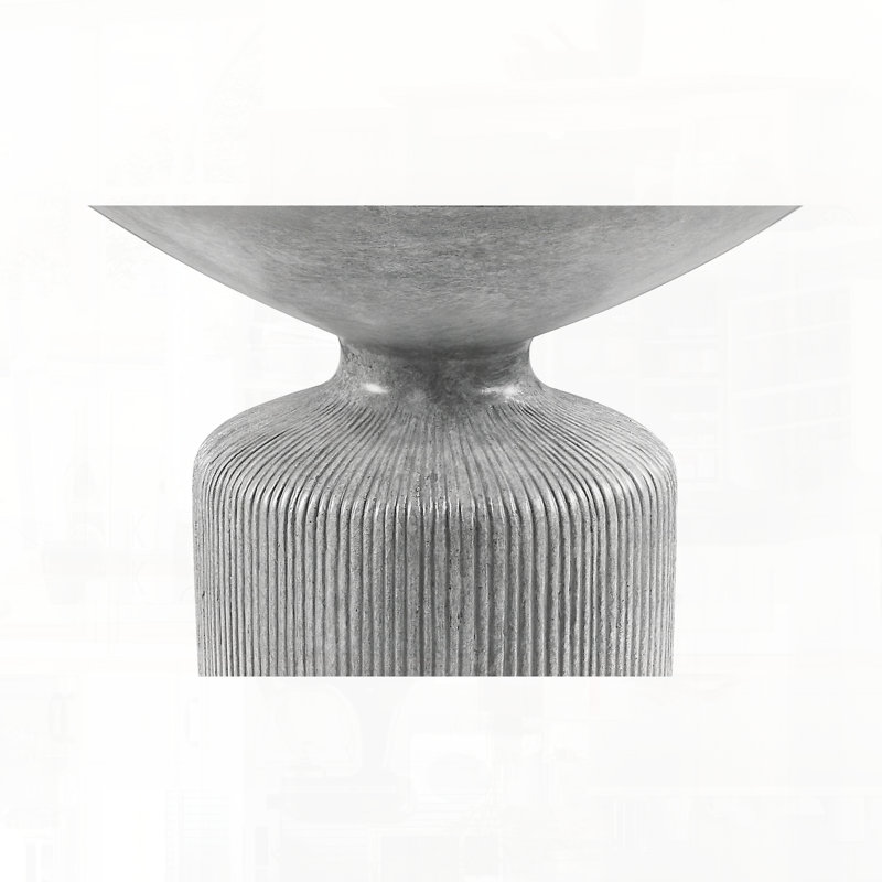 Table de bout au fini gris patiné avec décor rustique