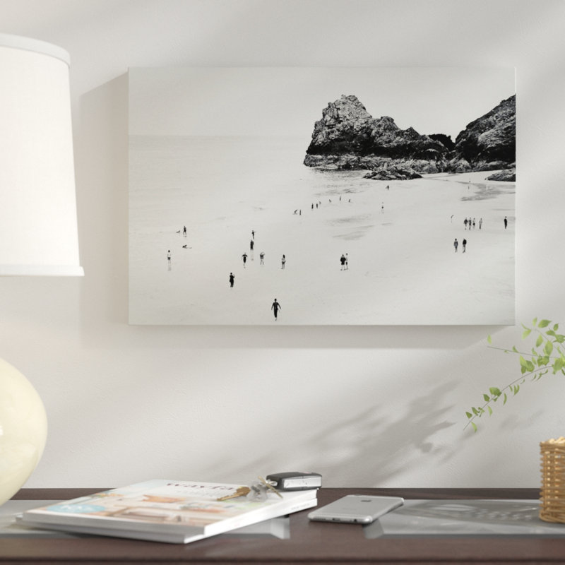 Reproduction de photo « Cornwall Beach Life », H 18 po x l 26 po x P 1,5 po, Toile tendue