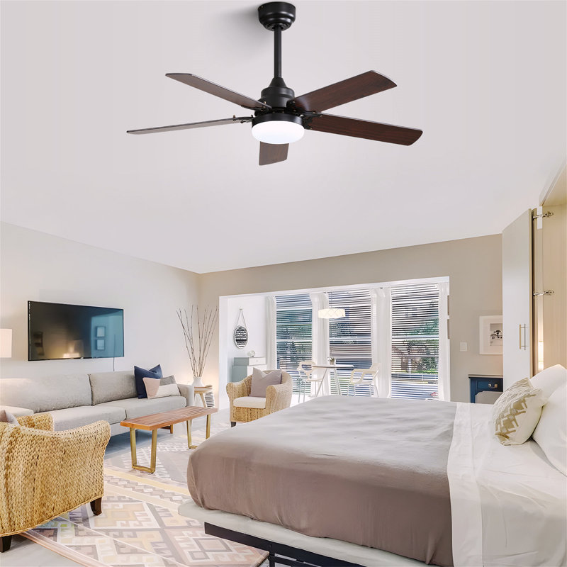 Ventilateur de plafond moderne de 42 pouces avec lumière DEL et 5 pales à télécommande, moteur à courant continu réversible noir pour chambre à coucher