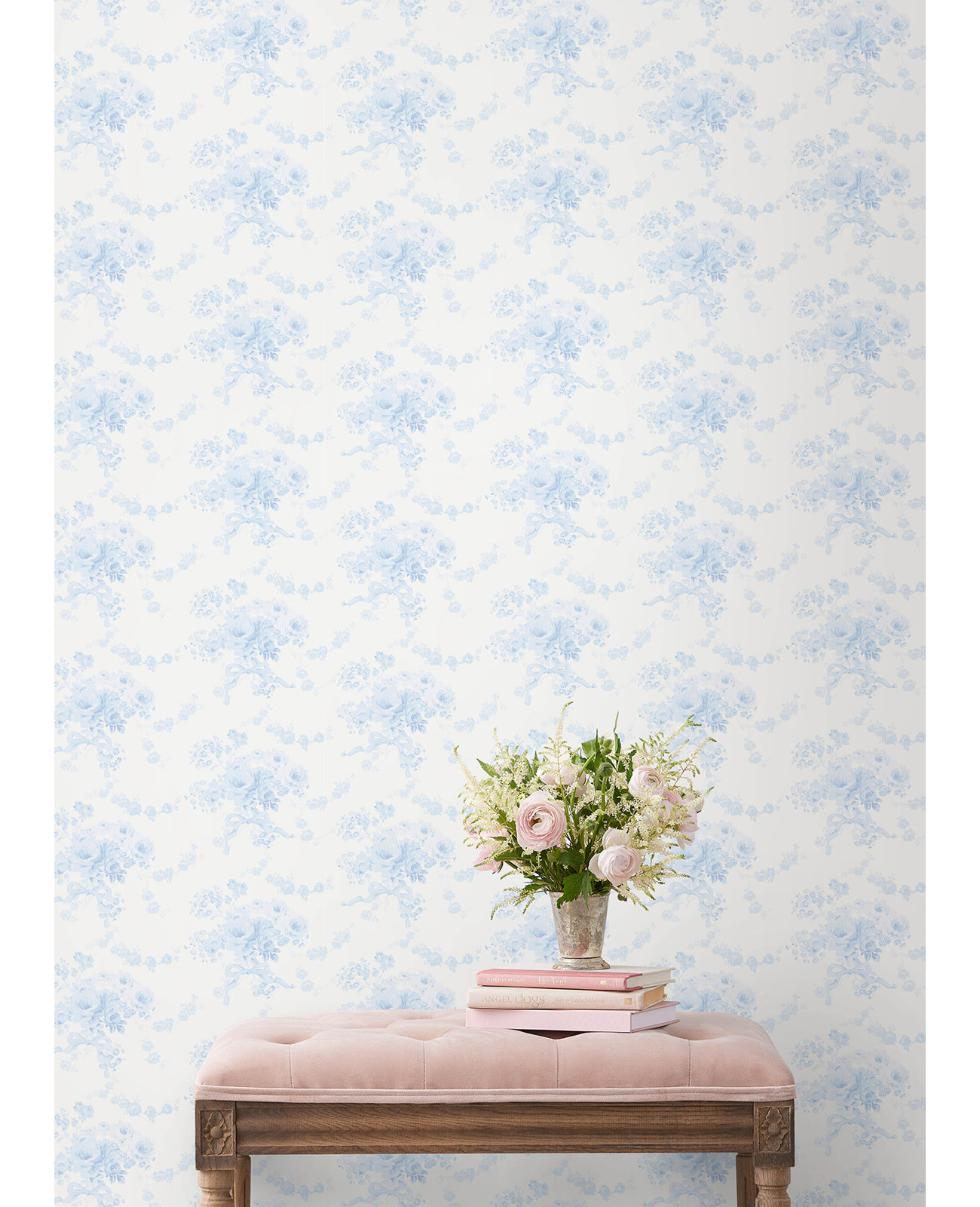Pasadena Ikat Breezy Pastel Wallpaper, Blue