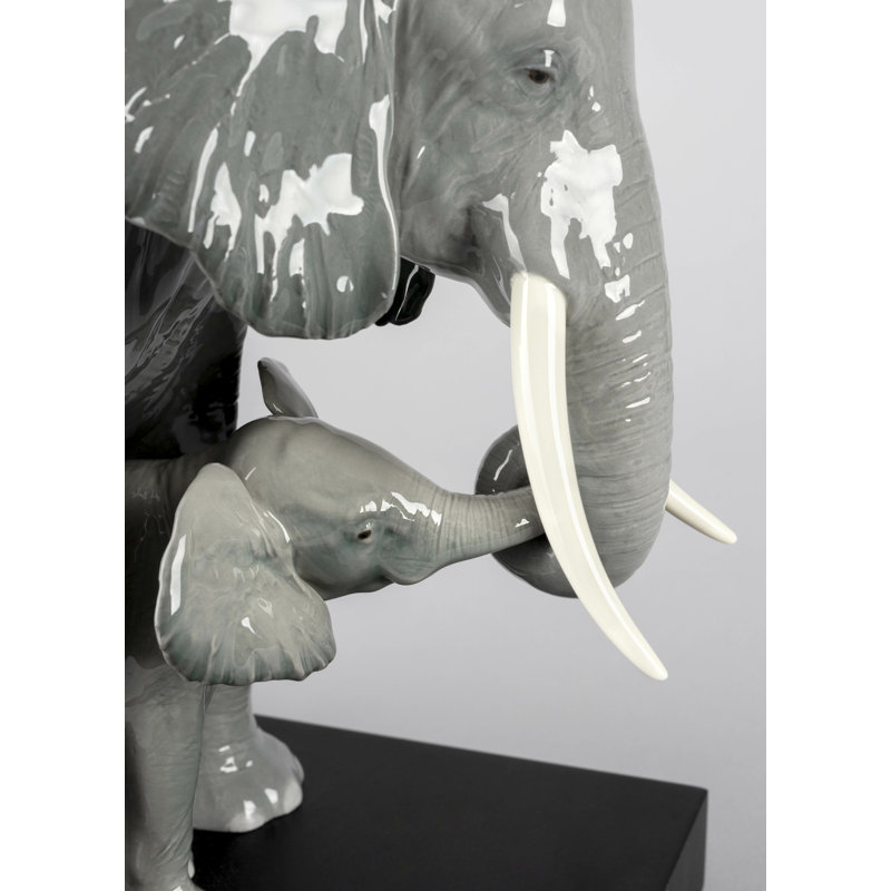 Leading the Way Figurine, Gray