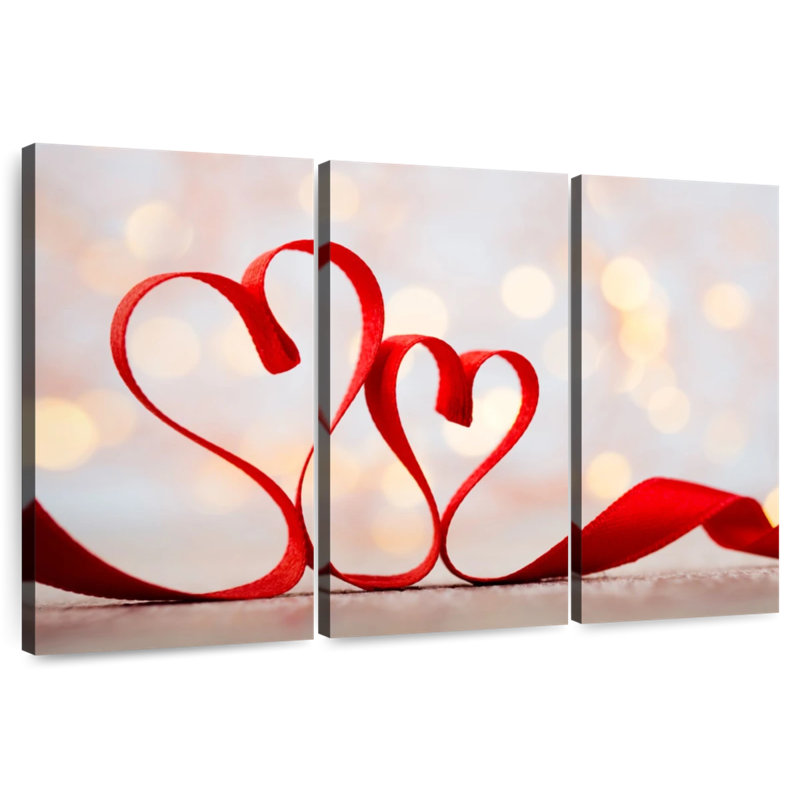 Lelend Valentine Ribbon Hearts, 42" H x 65" W