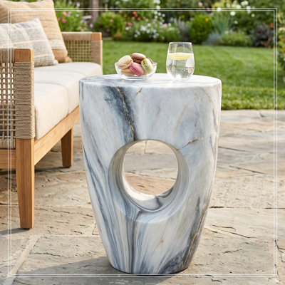 Table de patio avec base robuste
