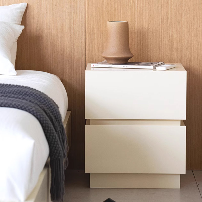 Table de chevet minimaliste crème