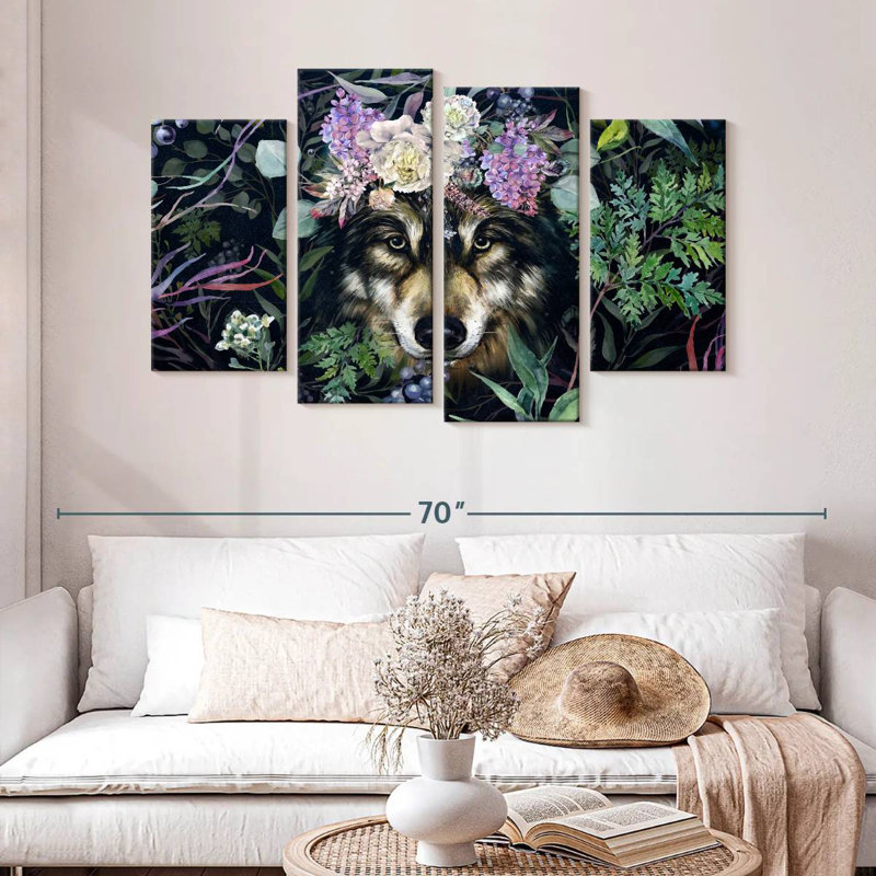 Brampt Forest Wolf Floral Crown