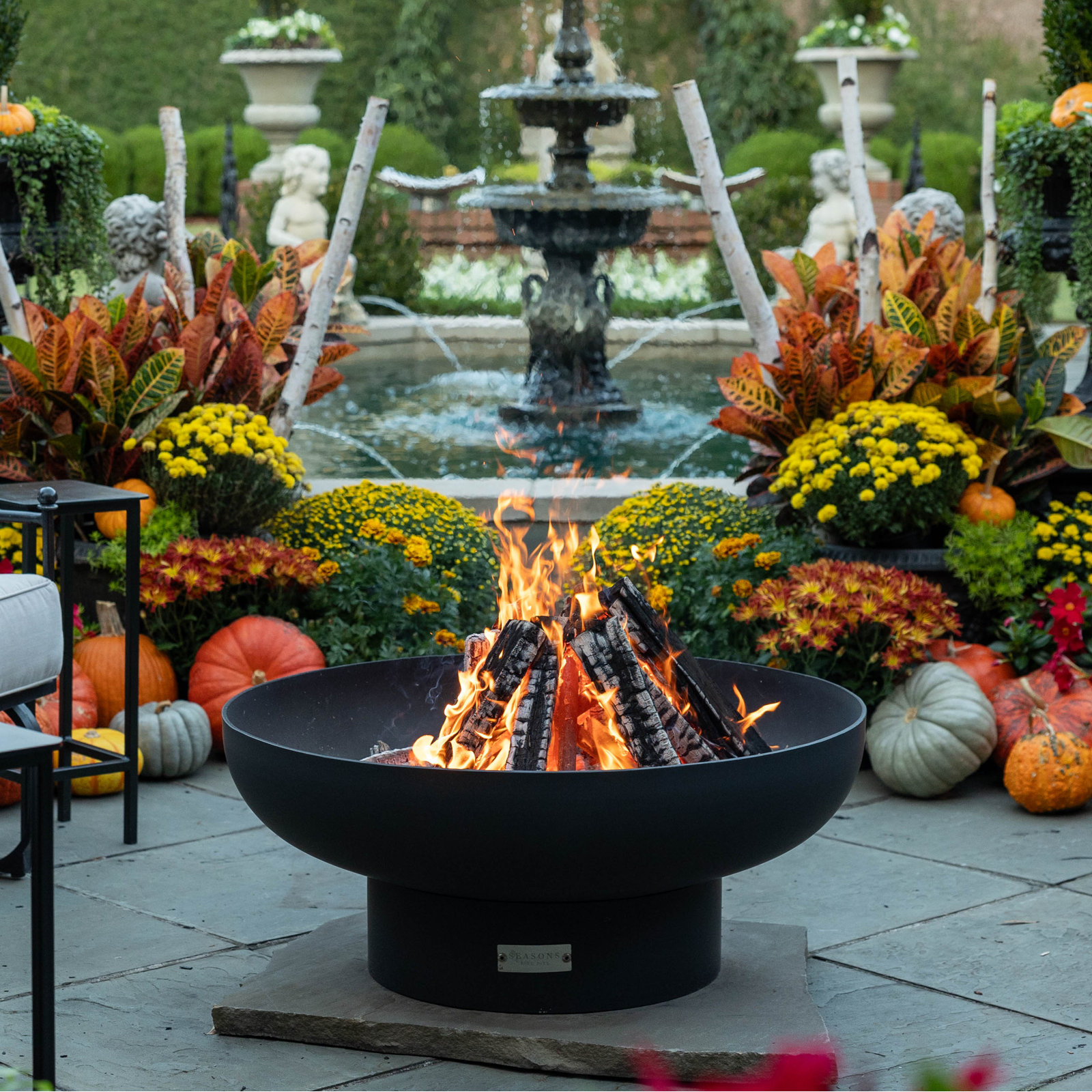 Harrogate Steel Wood Burning Fire Pit, 15" H x 36" W x 36" D