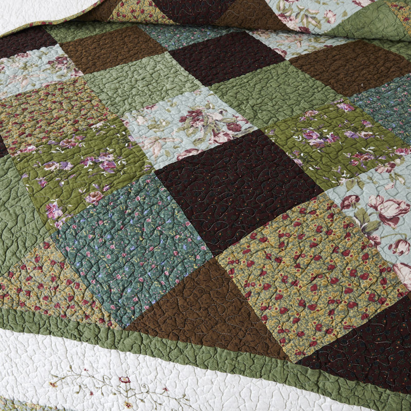 Cotton Paisley Quilt, King Quilt + 2 Shams