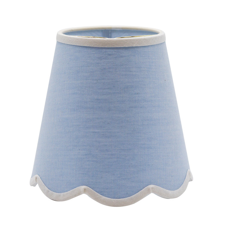 Abat-jour en lin bleu festonné, 7,5 pi H x 8 pi L x 5 pi P, Bleu