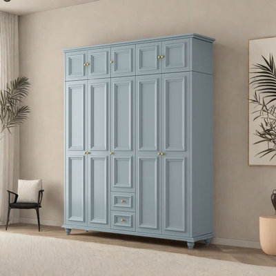 Garde-robe simple de couleur unie