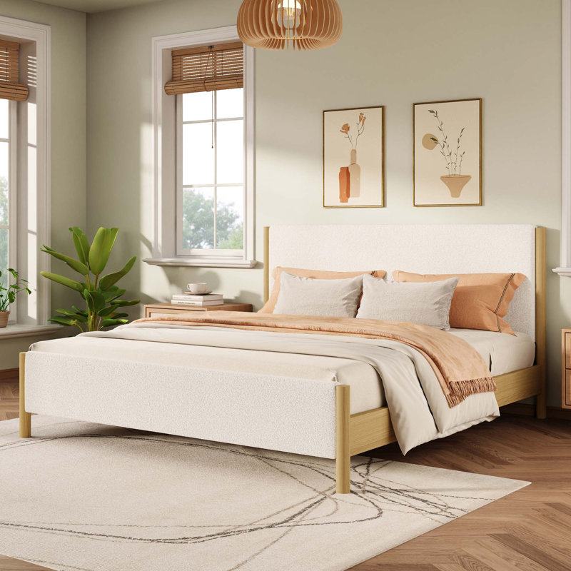 Giovanni Contemporary Upholstered Boucle Bed With Rubberwood Legs, Queen