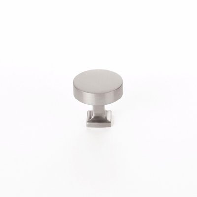 Haniburton Round Knob