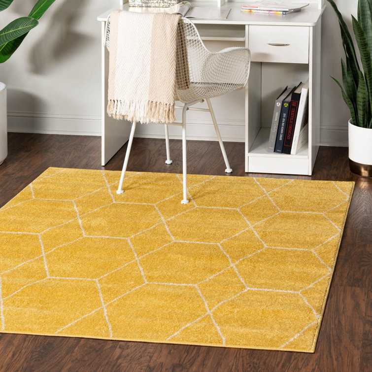 Tapis jaune à motif géométrique Debrodie