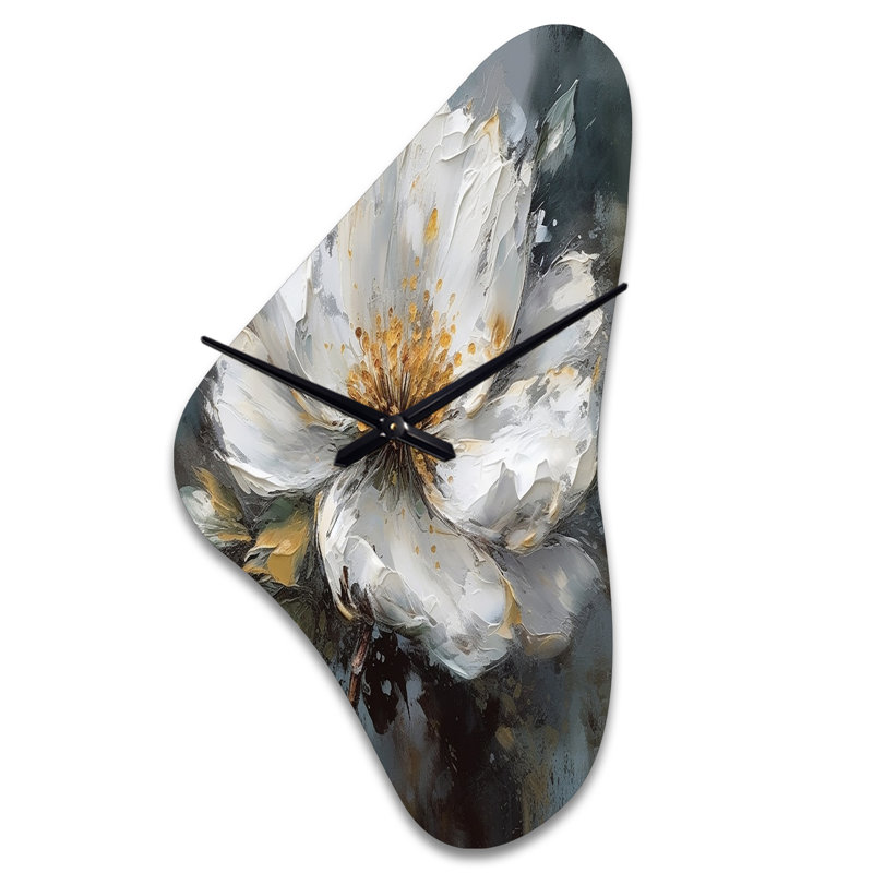 Sculpture de pivoine blanche vibrante en forme de Boomerang, Moyenne