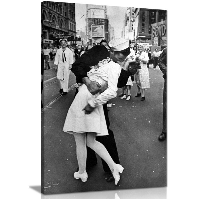VJ Day New York - Wrapped Canvas Print, 46cm H x 31cm W