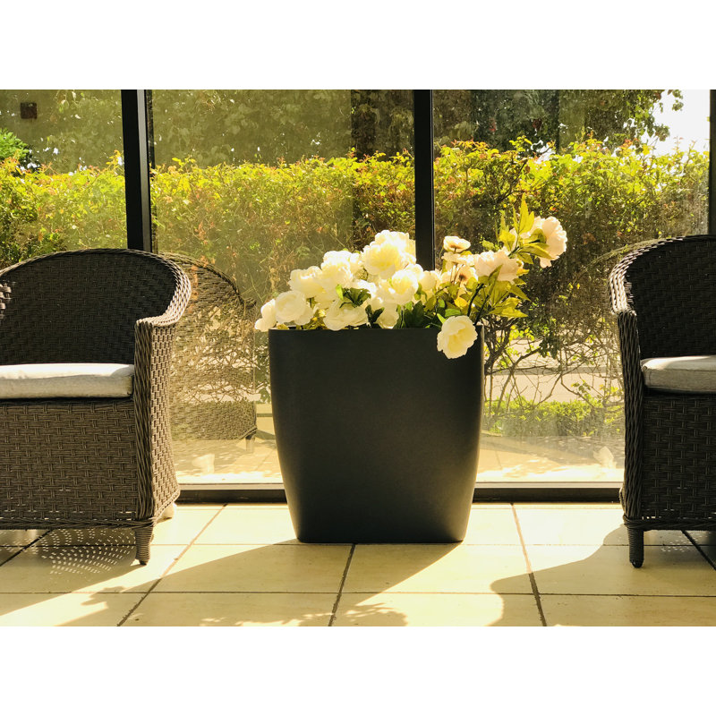 Pot à fleurs en béton Nordmeyer, H 11,4 po x l 30,7 po x P 30,7 po