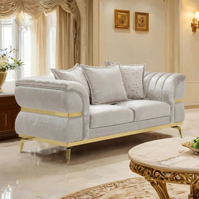 Aamina Loveseat