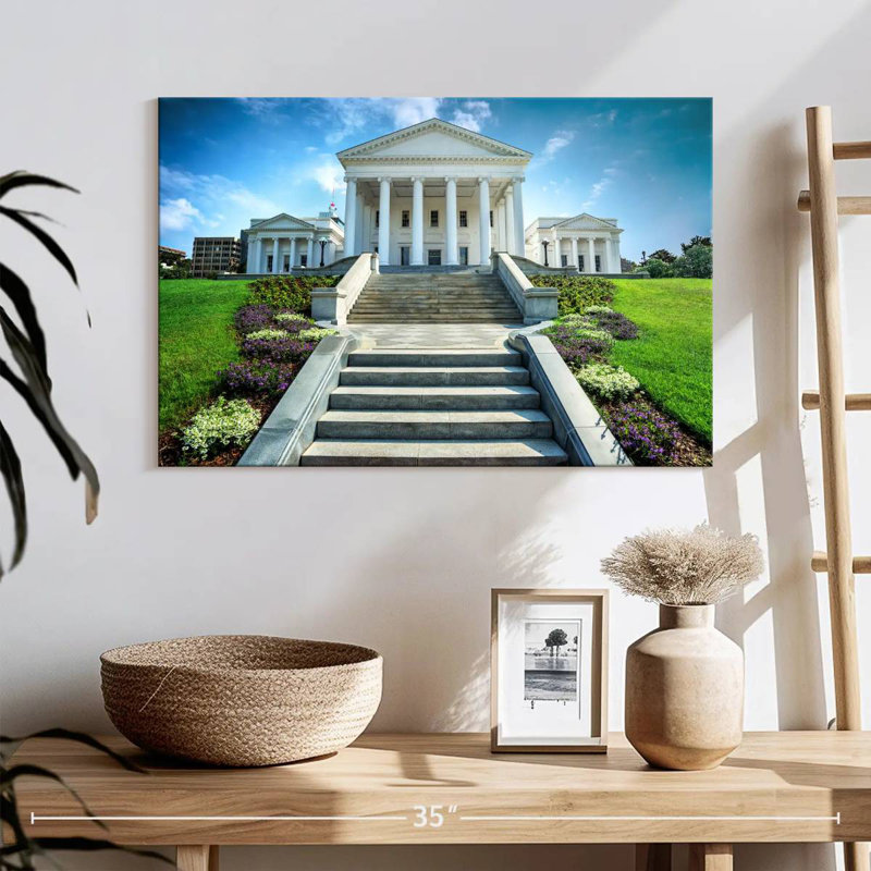 Virginia State Capitol Exterior, 16" H x 24" W