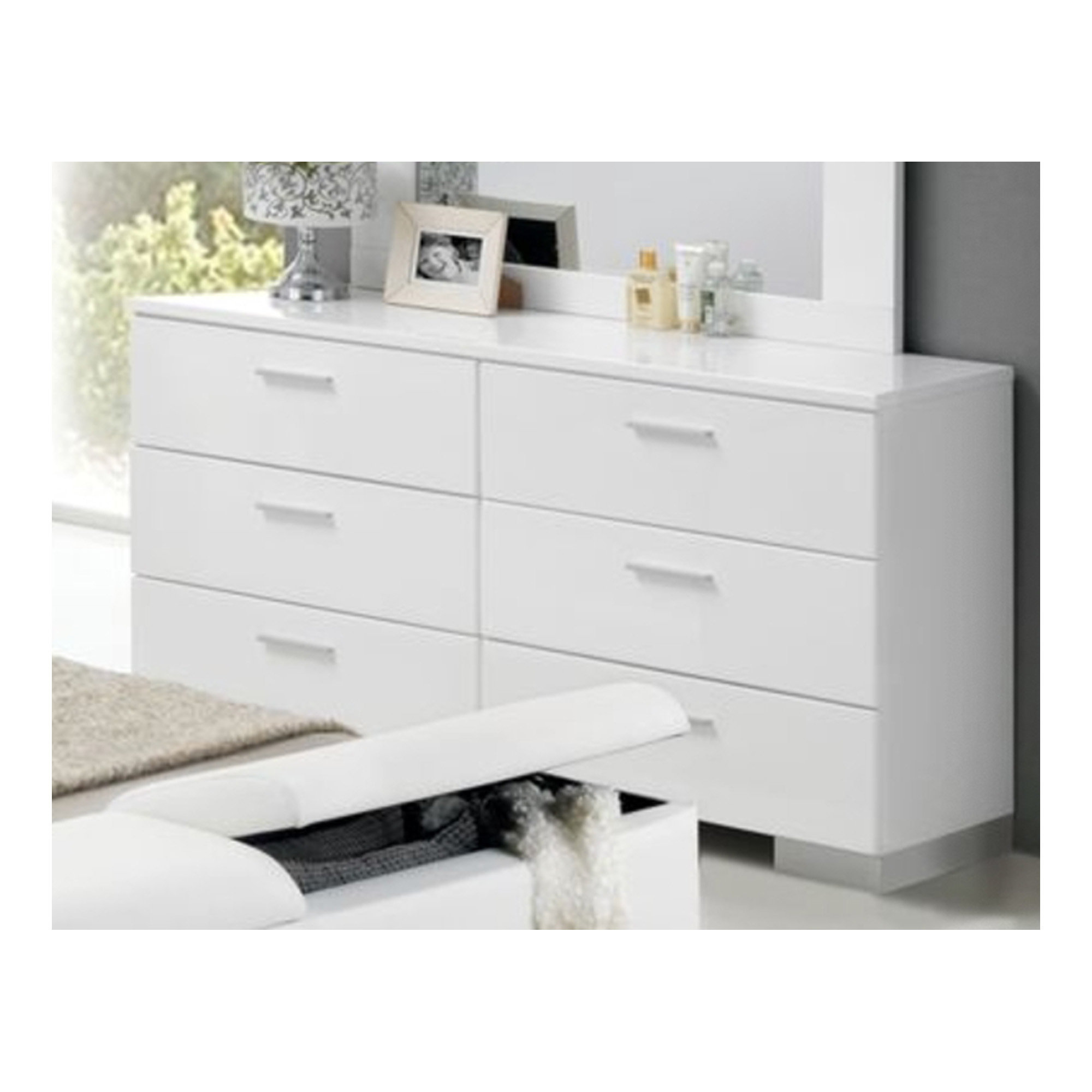 Lorimar Dresser