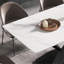 Table de salle à manger à 63 pieds en métal noir 63 po