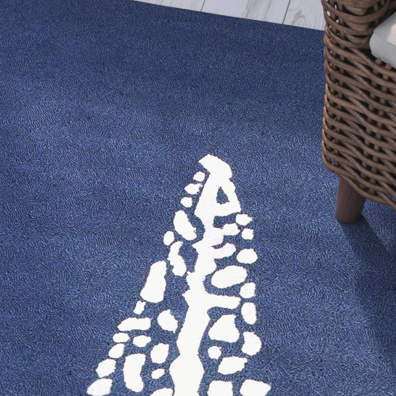 Highland Dunes Burchell Hand Hooked Indoor/Outdoor Rug & Reviews | Wayfair