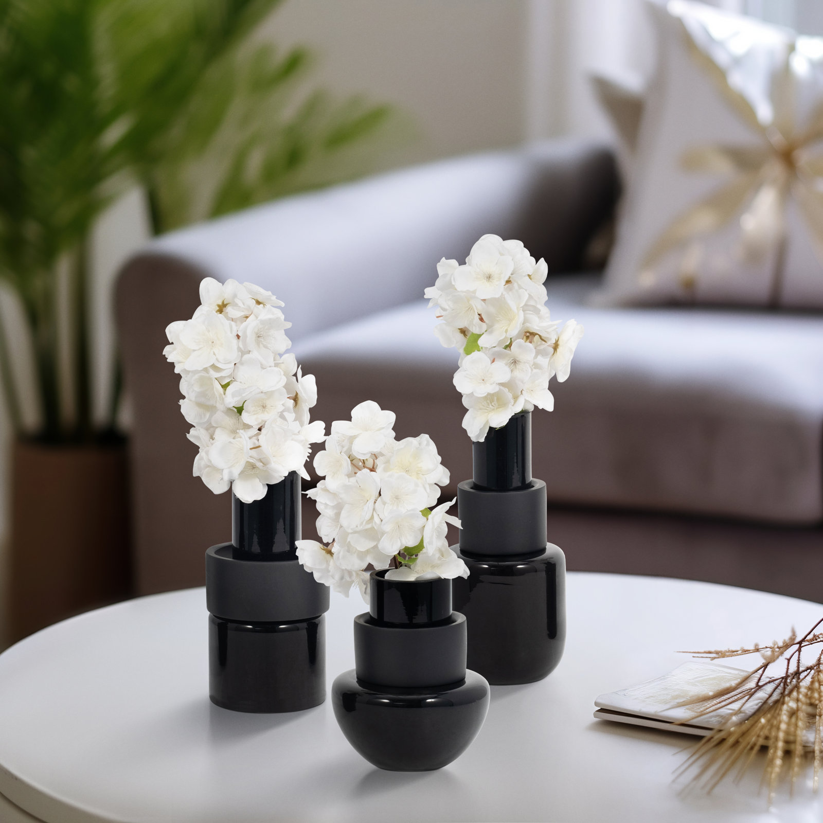 9'' Handmade Glass Table Vase, Black