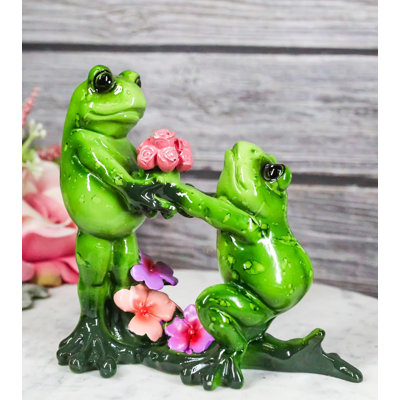 The Proposal Toad Frog Kneeling Before Mate With Bouquet Of Roses Figurine